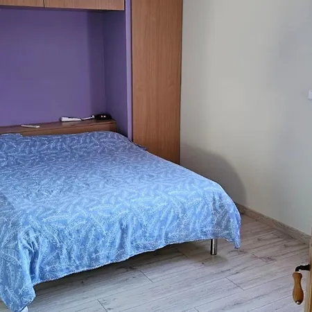 Maison Avec 2 A 9 Personnes *