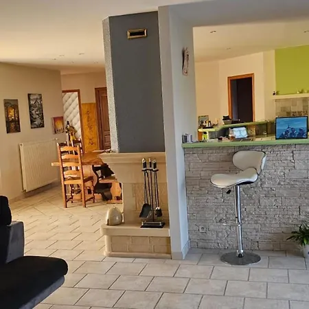 Maison Avec 2 A 9 Personnes Villechétif