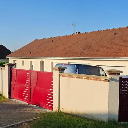 Maison Avec 2 A 9 Personnes 別荘 *